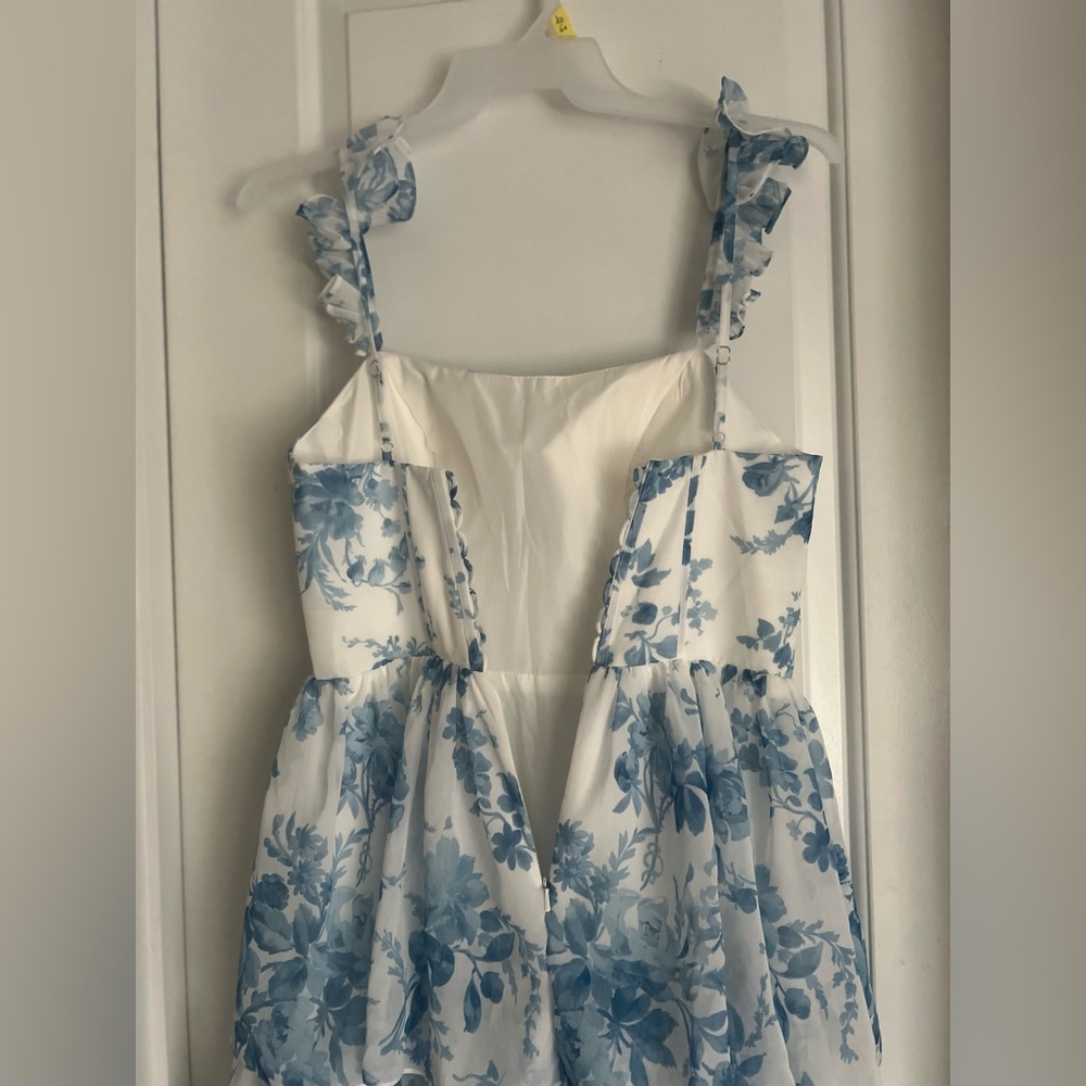 Blue Floral Tiered Maxi Dress - Picture 11 of 12